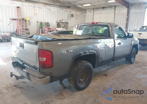 2009 Chevrolet Silverado 1500 Work Truck z USA, uszkodzony, nr VIN 1GCEK14079Z155704